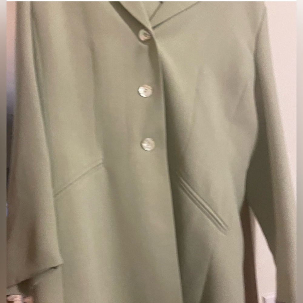 NWT Le Suit size 14  Skirt Suit Set